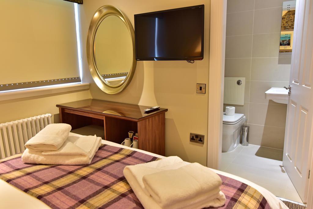 The Townhouse Aberfeldy - Rooms & Breakfast الغرفة الصورة